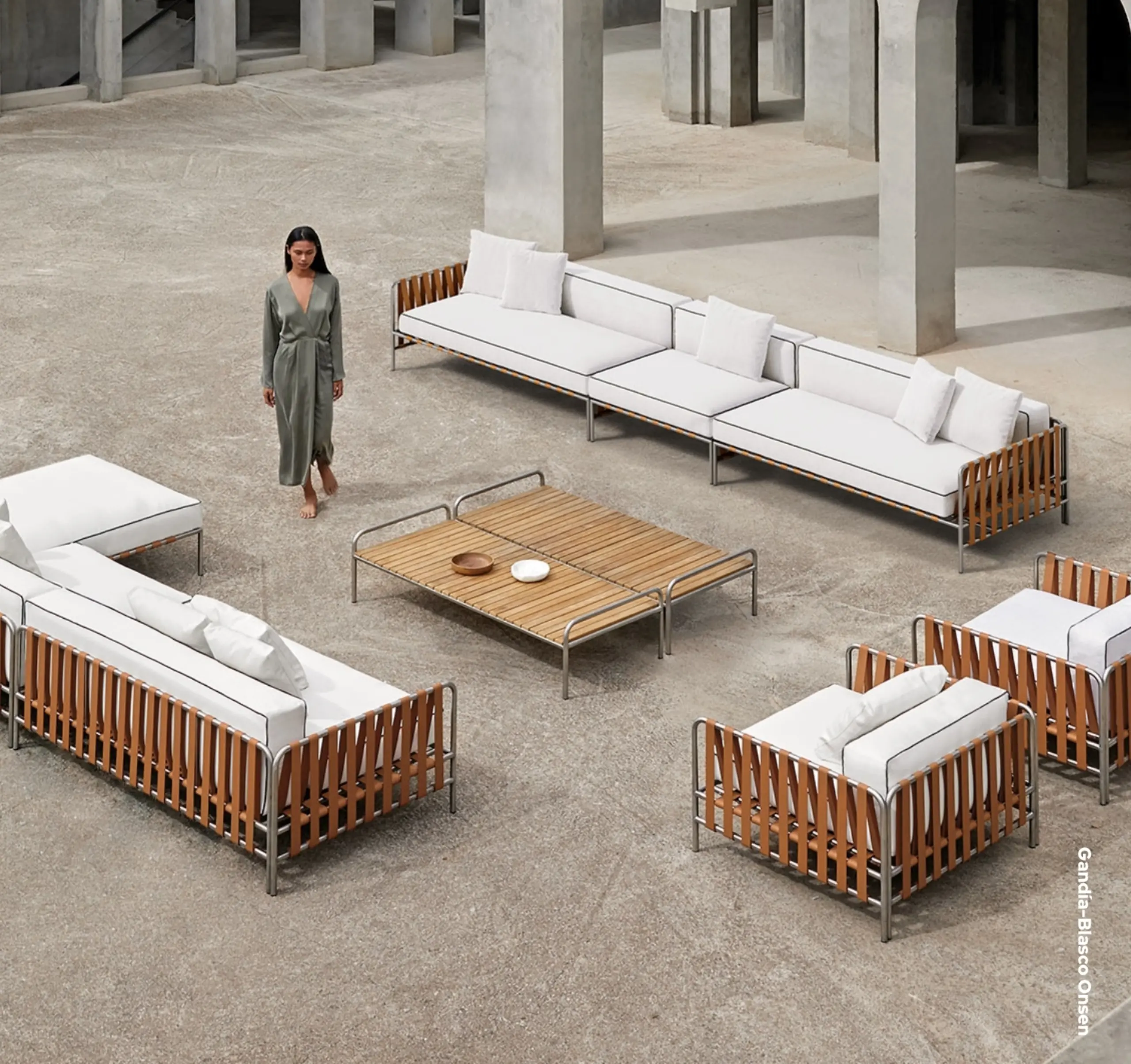 Gandía-Blasco Outdoor – Zacieranie granic pomiędzy wnętrzem a plenerem